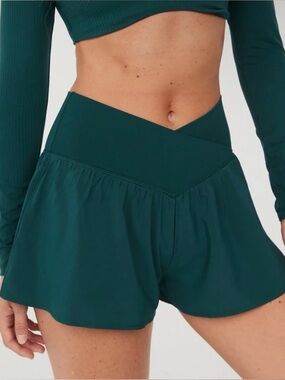 *BRAND NEW WITHOUT TAGS* Aerie Crossover Shorts Green Size XS